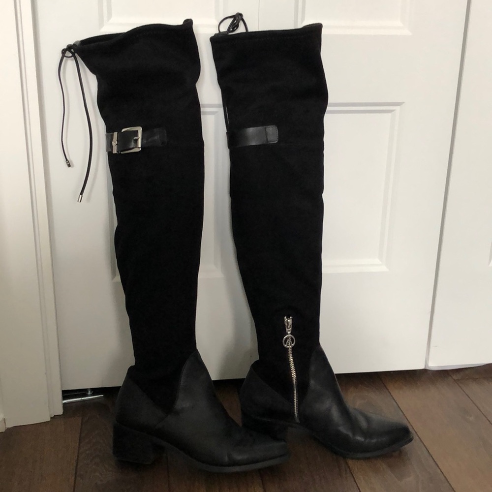 Wishbone over the knee boots